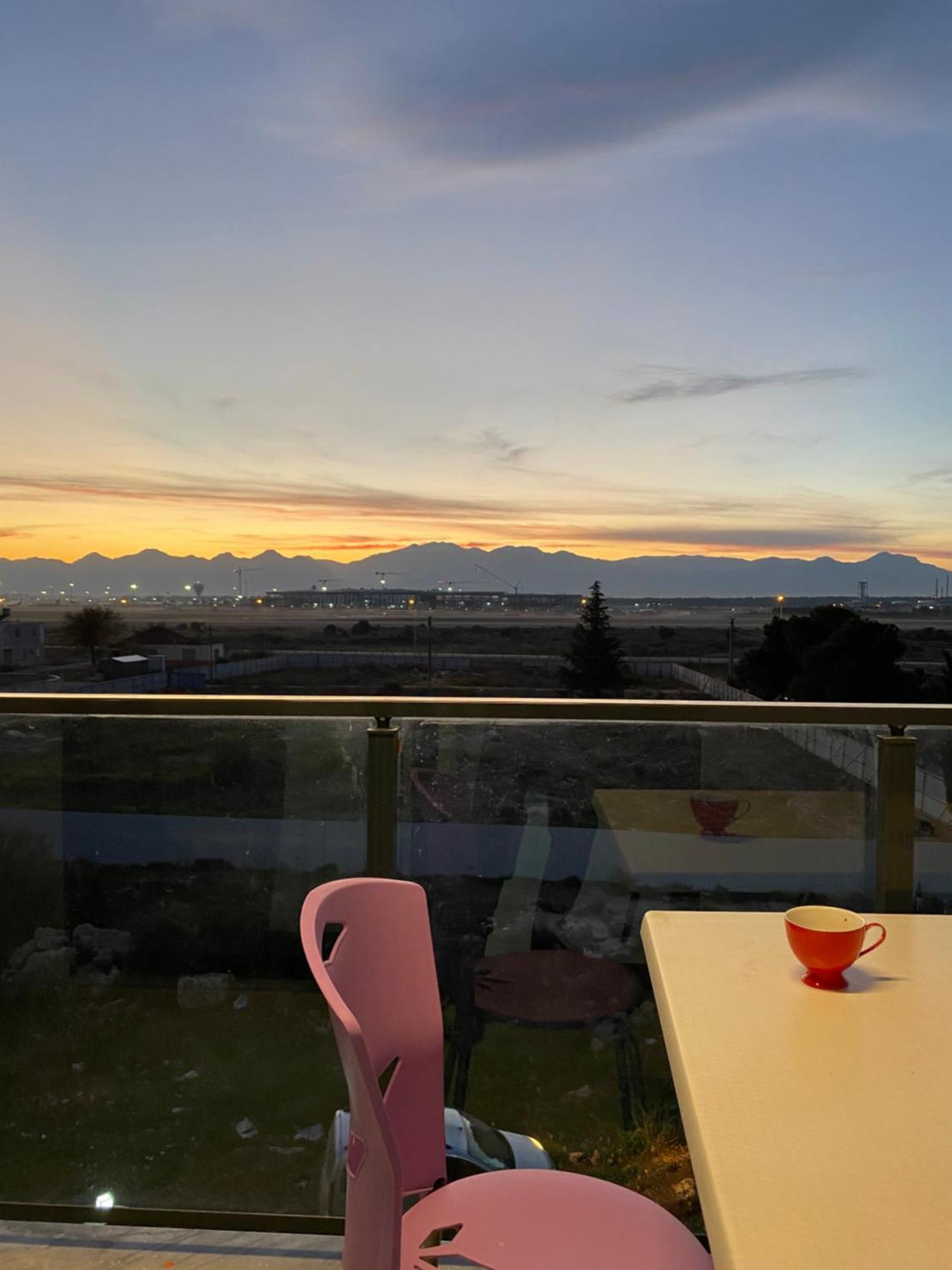 Tunc Suite Luxury House Aksu  Экстерьер фото